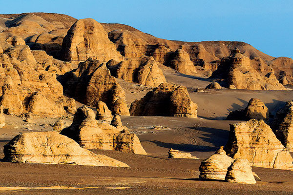 Xinjiang kaleidoscope-the 'Ghost City'