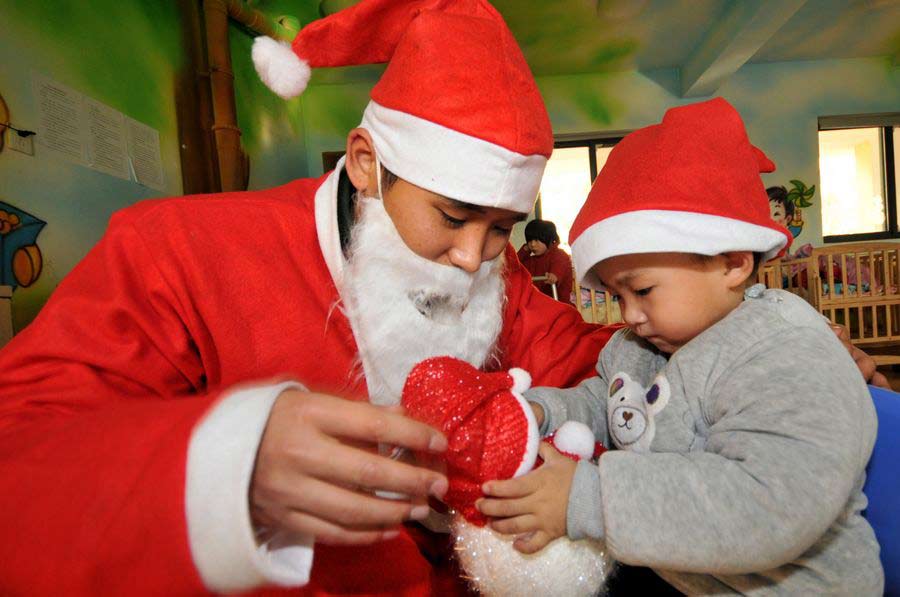 Photo special: China celebrating Christmas in its own way