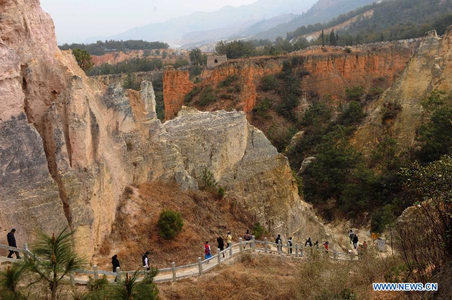 Geological wonders viewed in Shalin scenic area