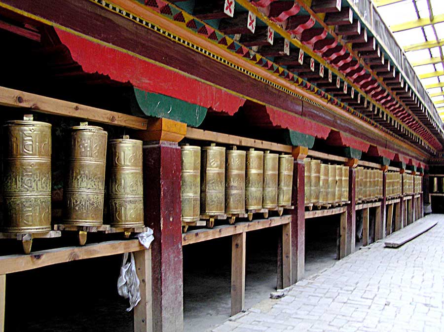 Ganden Sumtseling Monastery, a hot destination in Yunnan