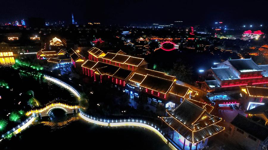 Amazing night view of Kaifeng in Henan province