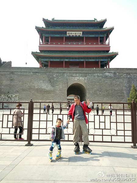 Father and four-year-old son travel over 500 km by roller skating