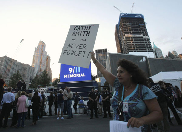 Americans mark 10th anniversary of Sept 11 attacks