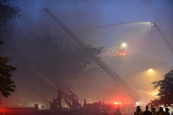 Fire breaks out in Washington hardware store