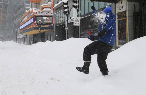 US Northeast hit by blizzards after record snow