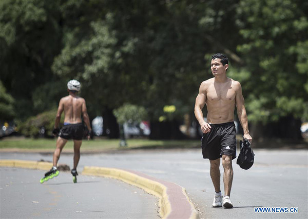 Argentina issues orange alert for heat wave