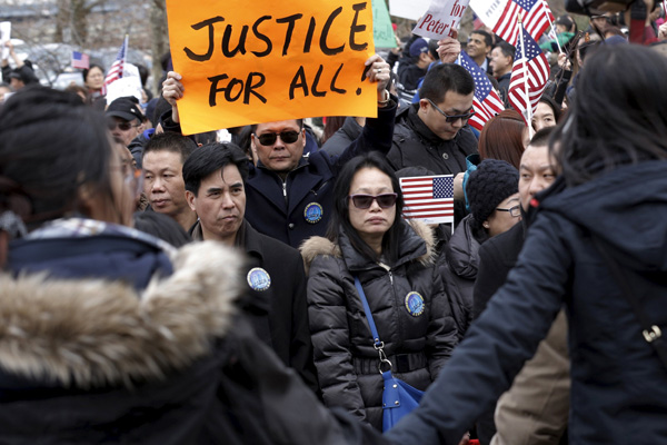 Tens of thousands rally to protest conviction of former NY policeman