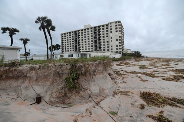 Hurricane Matthew leaves nearly 1.2 mln in US Southeast powerless