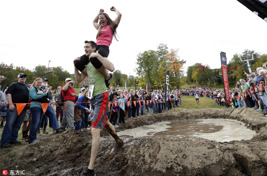 On men's shoulders: America's wife carrying champs