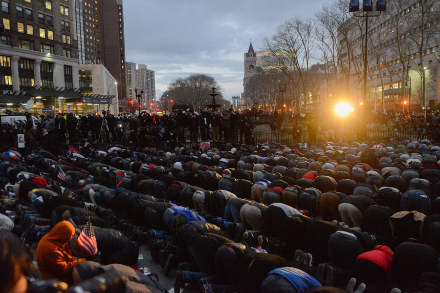 US Muslims protest against Donald Trump's travel ban