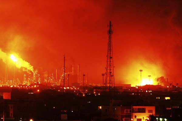 Refinery blast kills 24 in Venezuela