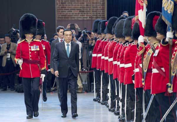 Canadian PM holds a welcoming ceremony for Premier Li